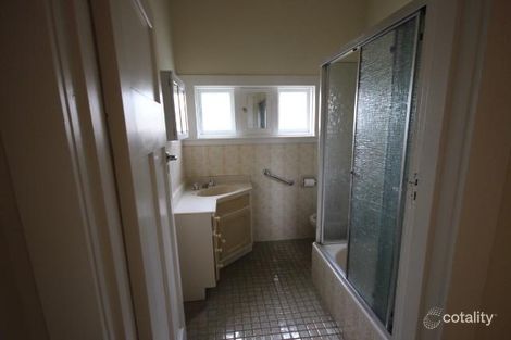 Property photo of 39 Eddys Grove Bentleigh VIC 3204