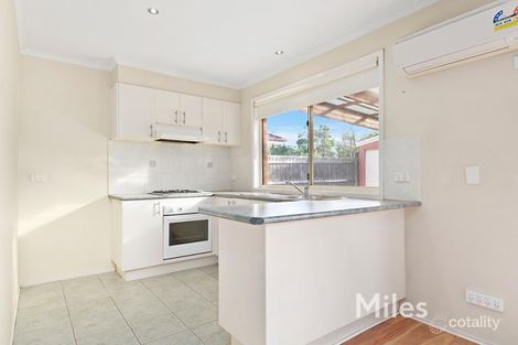 Property photo of 12 Serpens Court Roxburgh Park VIC 3064