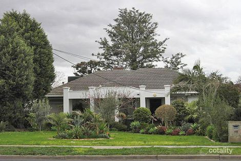 48 Waverley Rd, Chadstone, VIC 3148