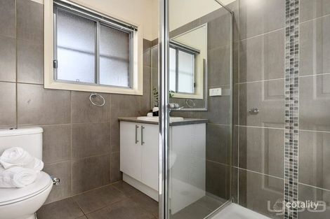 Property photo of 1 Citreus Circuit Brookfield VIC 3338