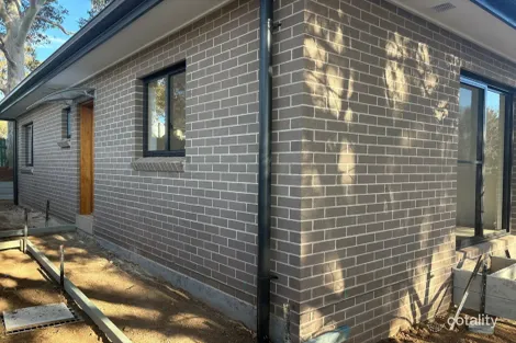 1 Wegg Pl, Ambarvale, NSW 2560