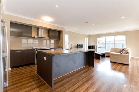 Property photo of 30 Falabela Road Clyde North VIC 3978
