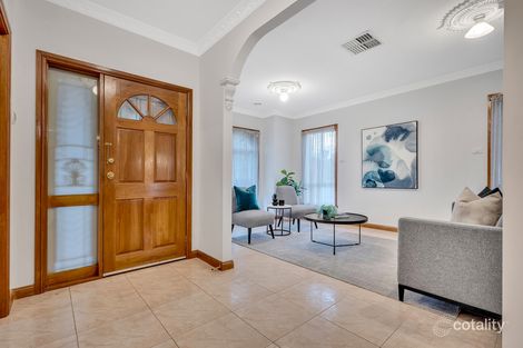 Property photo of 20 Woodside Way Roxburgh Park VIC 3064