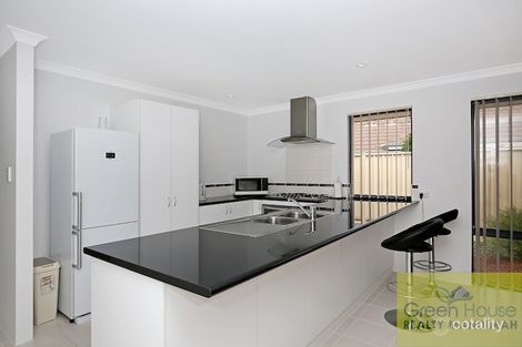 Property photo of 33 Karri Karri Pass Lakelands WA 6180