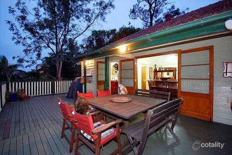 Property photo of 9 Dauphin Terrace Highgate Hill QLD 4101