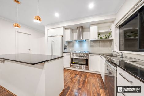 Property photo of 7 Cavendish Avenue Clyde VIC 3978