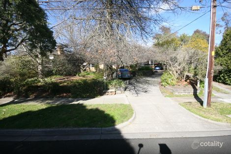 17 Rosedale Cres, Ringwood East, VIC 3135