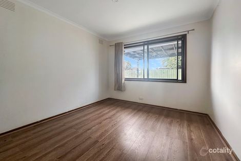 Property photo of 1/2 Oxley Court Cranbourne North VIC 3977