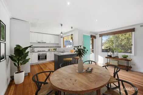 Property photo of 11 Kyle Street Sebastopol VIC 3356