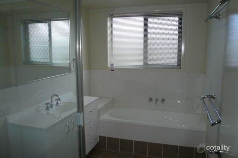 Property photo of 6 Satinash Way Flinders View QLD 4305