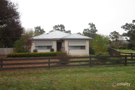 Property photo of 98 Main Road Campbells Creek VIC 3451