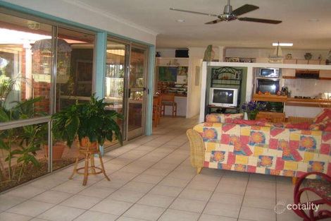 Property photo of 19 Swordfish Court Birkdale QLD 4159