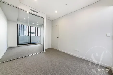 Property photo of 404/100 Fairway Drive Norwest NSW 2153