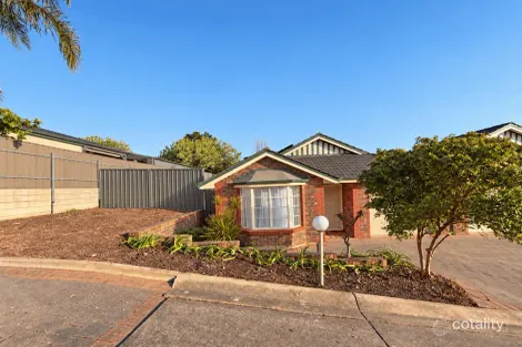 4/32 Debenham Ct, Greenwith, SA 5125