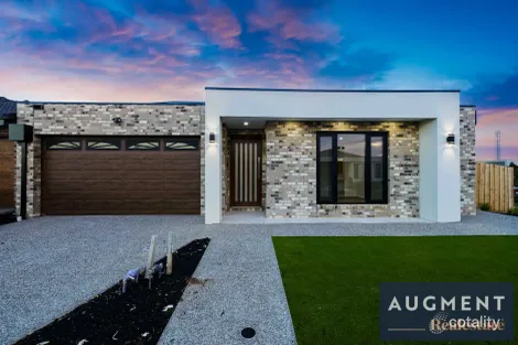 15 Islamabad Cres, Mount Cottrell, VIC 3024