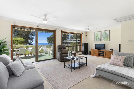 Property photo of 366 Tuggerawong Road Tuggerawong NSW 2259
