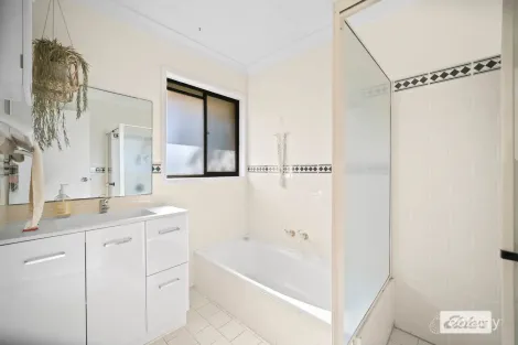 Property photo of 7 Inala Close Taree NSW 2430