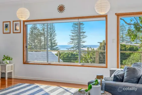 Property photo of 6 Surfview Avenue Black Head NSW 2430