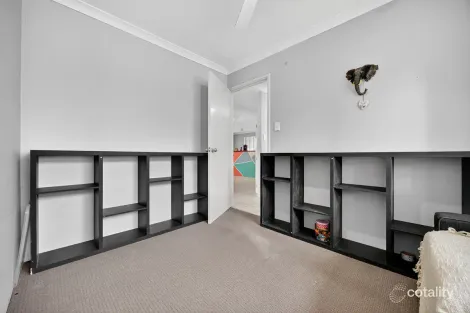 Property photo of 1 Moretti Retreat Leda WA 6170