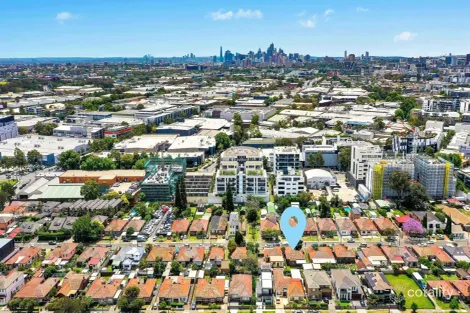 Property photo of 23 Miles Street Mascot NSW 2020