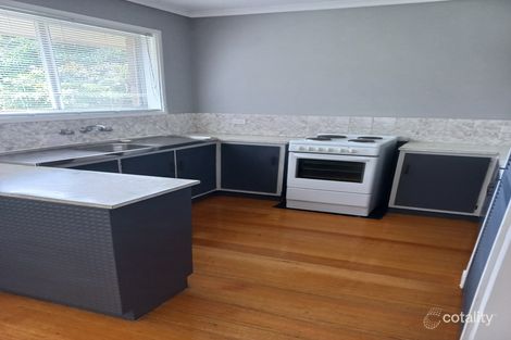 Property photo of 2 Roundhay Court Berwick VIC 3806