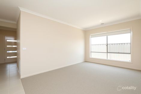 Property photo of 12 Innisfail Road Rockbank VIC 3335