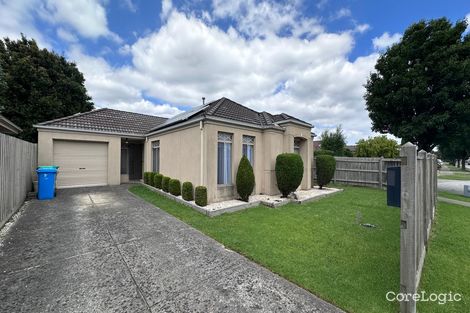 Property photo of 22 Middleham Close Cranbourne West VIC 3977