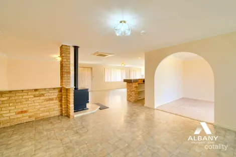 Property photo of 49 Kampong Road Yakamia WA 6330