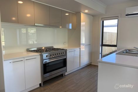 Property photo of 25 Saltbreeze Circuit Clyde VIC 3978