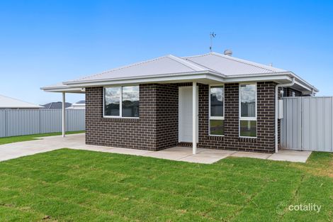2 Hawkins St, Temora, NSW 2666