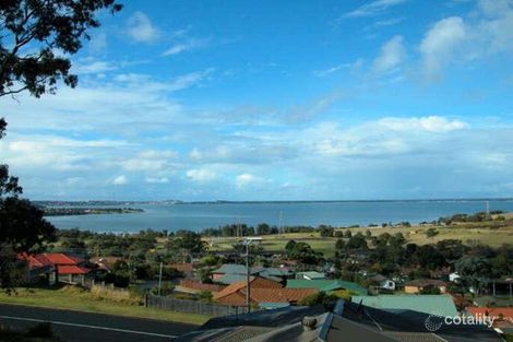 Property photo of 129 Wyndarra Way Koonawarra NSW 2530