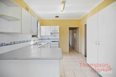 Property photo of 1 Hartzer Place Tarro NSW 2322