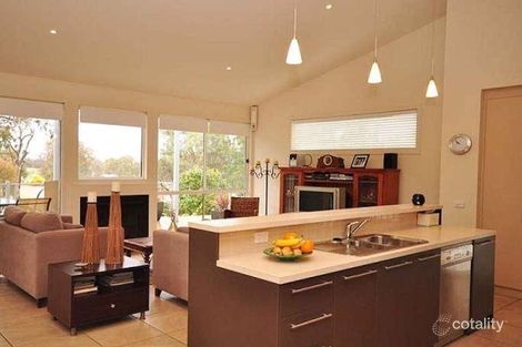 Property photo of 37 Newton Circuit Thurgoona NSW 2640