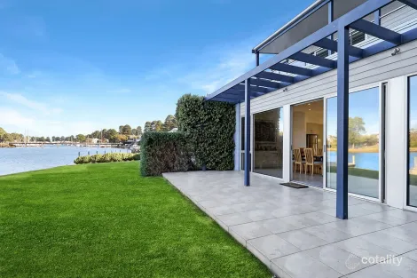 81 Gipps St, Port Fairy, VIC 3284