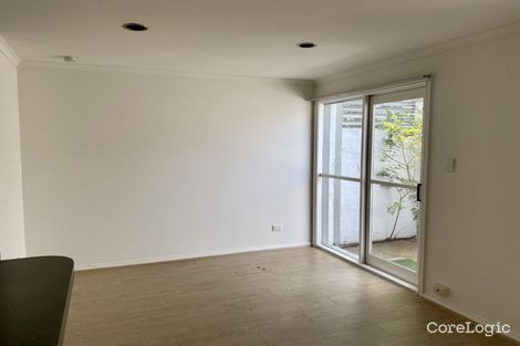 Property photo of 19 Palmerston Place Carlton VIC 3053