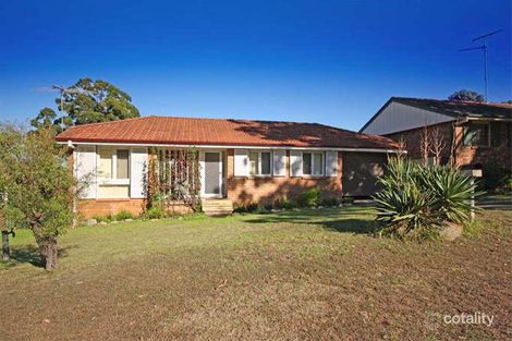 Property photo of 35 Pinaroo Crescent Bradbury NSW 2560