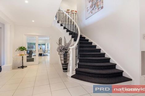 Property photo of 11 Lake Gardens Avenue Lake Gardens VIC 3355