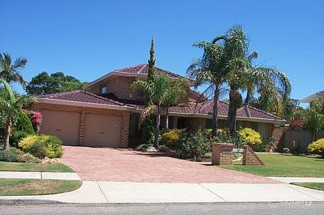 15 Simmonds Pde, Winthrop, WA 6150