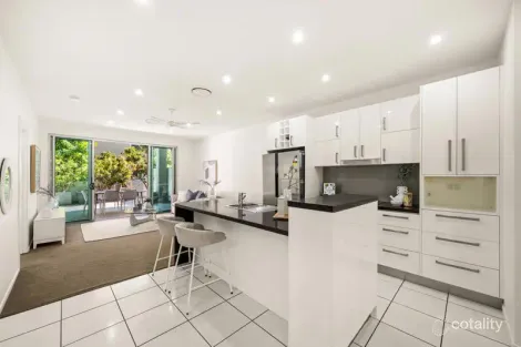 Property photo of 3/42 Ferry Road West End QLD 4101