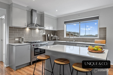Property photo of 42 Jansar Street Point Cook VIC 3030