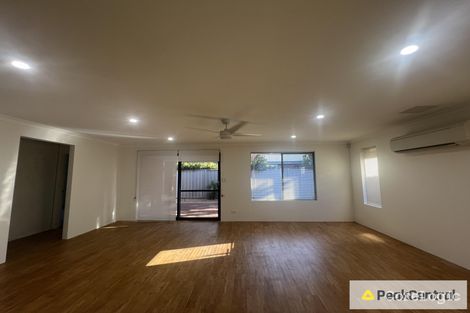 Property photo of 5 Northwood Loop Thornlie WA 6108