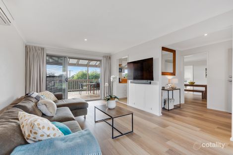 Property photo of 2 Acton Close Frankston VIC 3199