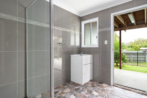 126 Bayside Rd, Cooloola Cove, QLD 4580