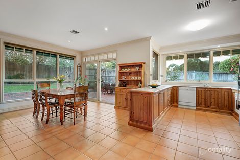 Property photo of 7 Peronne Walk Yallambie VIC 3085