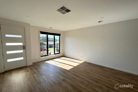 Property photo of 1/14 Park View Road Drouin VIC 3818