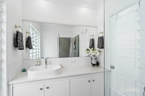 Property photo of 17 Macalister Place Smithfield QLD 4878