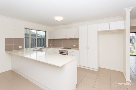 Property photo of 76 Whitehaven Drive Blacks Beach QLD 4740