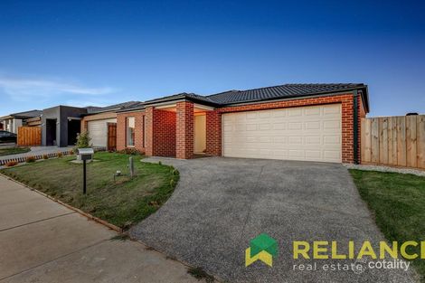 Property photo of 48 Claret Ash Boulevard Harkness VIC 3337