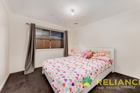 Property photo of 48 Claret Ash Boulevard Harkness VIC 3337