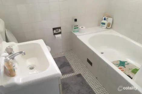 Property photo of 9/34 Saywell Road Macquarie Fields NSW 2564